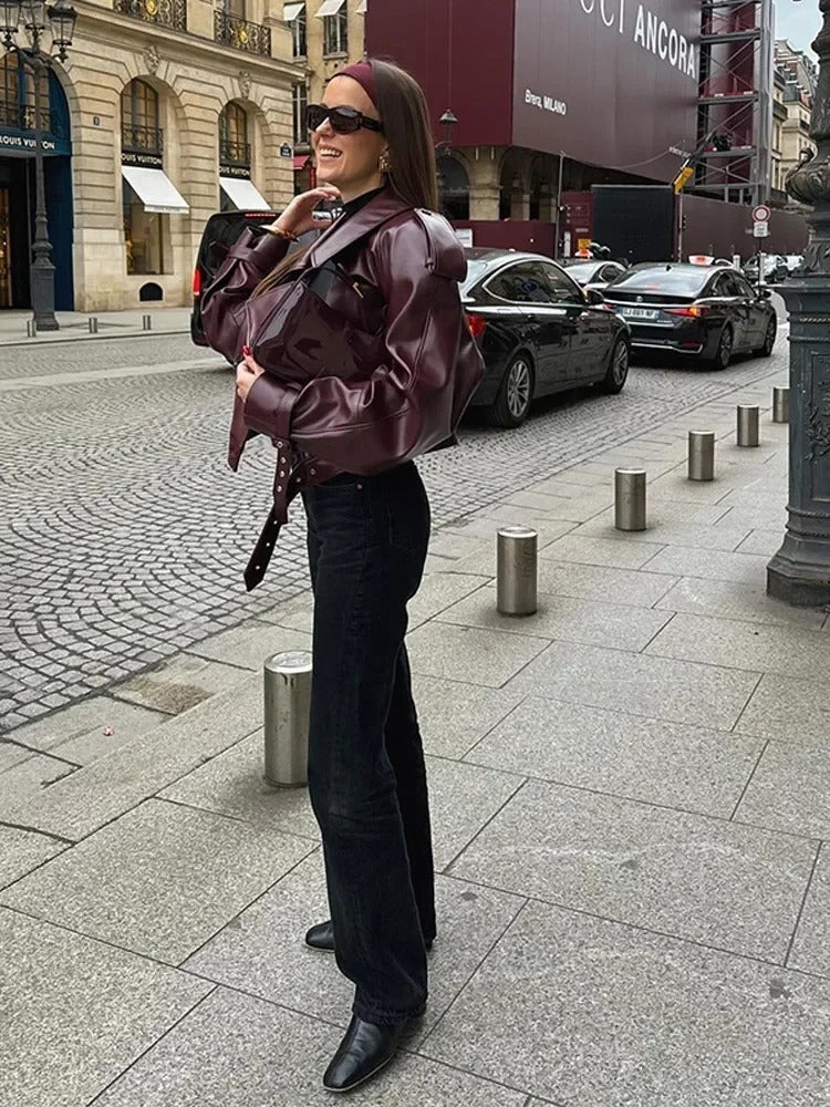LINA | GIACCA AUTUNNALE IN PELLE STILOSA